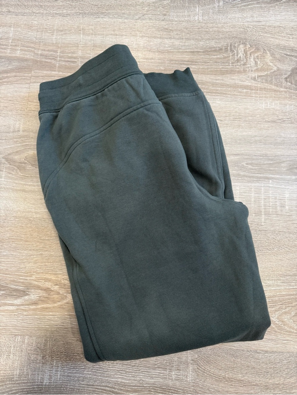lululemon athletica Joggers - Dark Olive